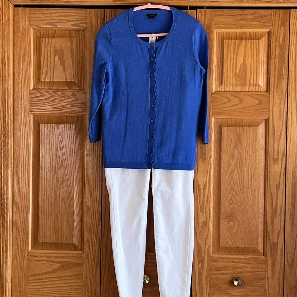 TALBOTS - Charming Cardigan - Scallop -- NEW with Tag - Picture 10 of 11